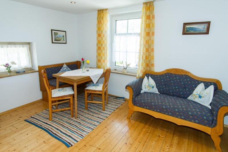 Café Chiemgau und Gästehaus Ruhpolding Esterno foto